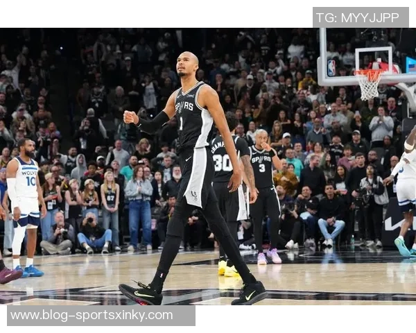 马刺主帅强调提升传球质量文班需更积极主动要球 马刺主帅强调提升传球质量文班需更积极主动要球