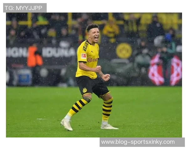 曼联考虑与赞助商DXC续约四年总价达8000万镑的合作方案 曼联考虑与赞助商DXC续约四年总价达8000万镑的合作方案